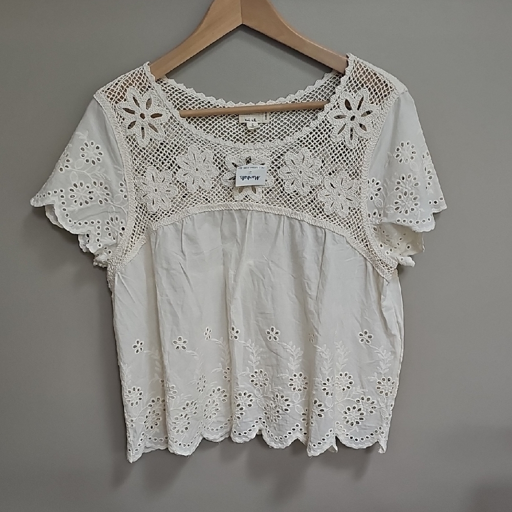 Nicole Miller White Flutter Sleeve Cropped Blouse